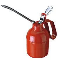 Aceitera 700 Cc. Tubo Flexible (3008)